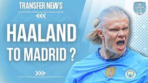 47岁苏提达率泰国队入场，穿西装系领带气宇轩昂，“艳压”欧拉弄